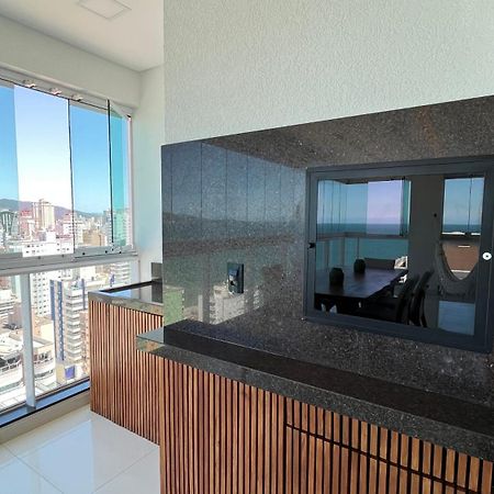 Cobertura Com Belissima Vista Para O Mar E Jacuzzi Itapema Bagian luar foto